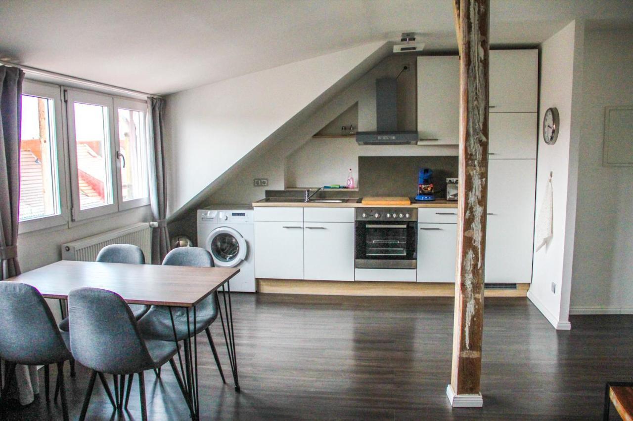 Exklusive 2 Zi. Dachgeschosswohnung In Top Lage! BRE Exteriör bild